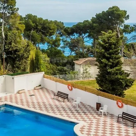 Apartment Confort Avec Wifi Vue Sur Et Piscine Communautaire Secteur El Golfet A Callela De Palafrugell