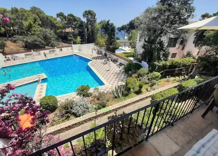 Confort Avec Wifi Vue Sur Et Piscine Communautaire Secteur El Golfet A Callela De *